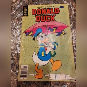 Vintage Gold Key Walt Disney Donald Duck Comic Book #208